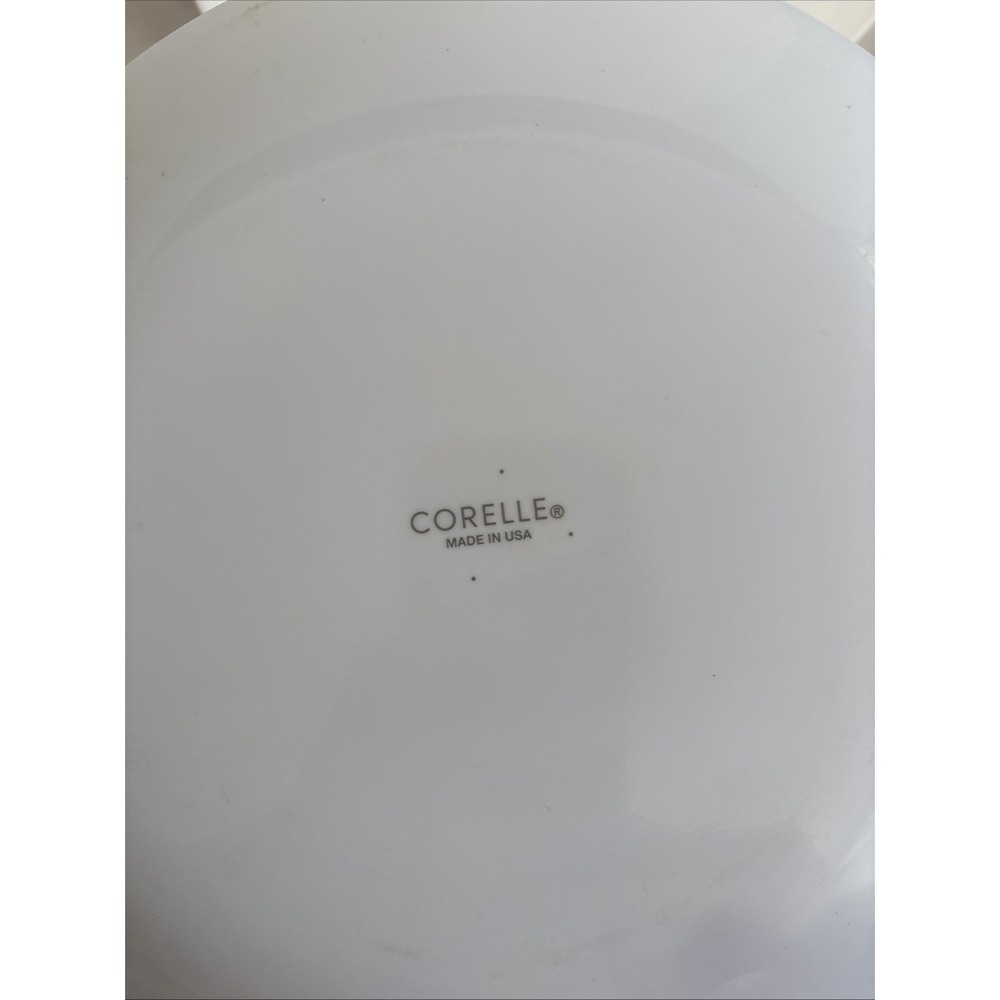 Set of 4 CORELLE Winter Frost White 2 Dinner Plates 10.75" & 2 Luncheon 10.25" - Picture 2 of 6